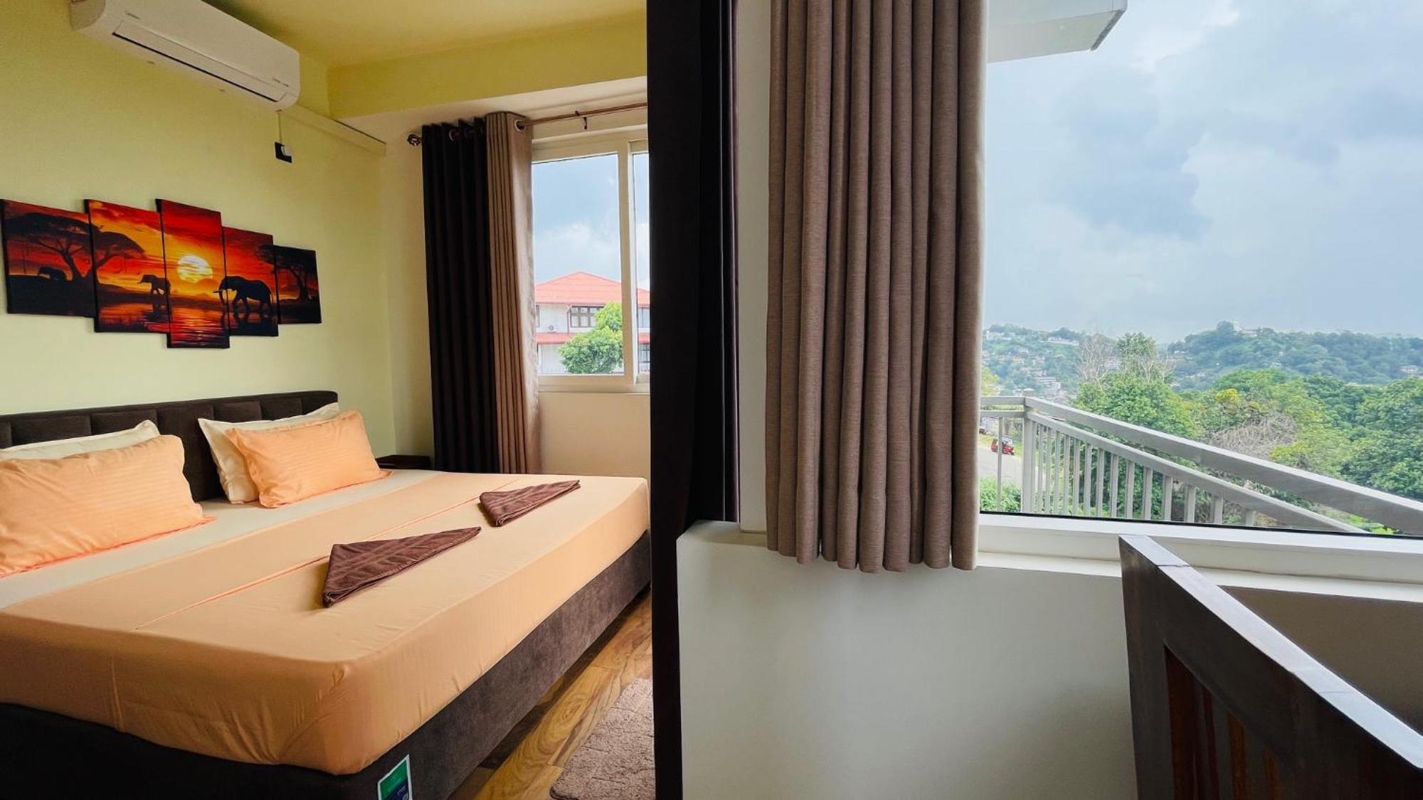 Sun Dove Suite Kandy Esterno foto